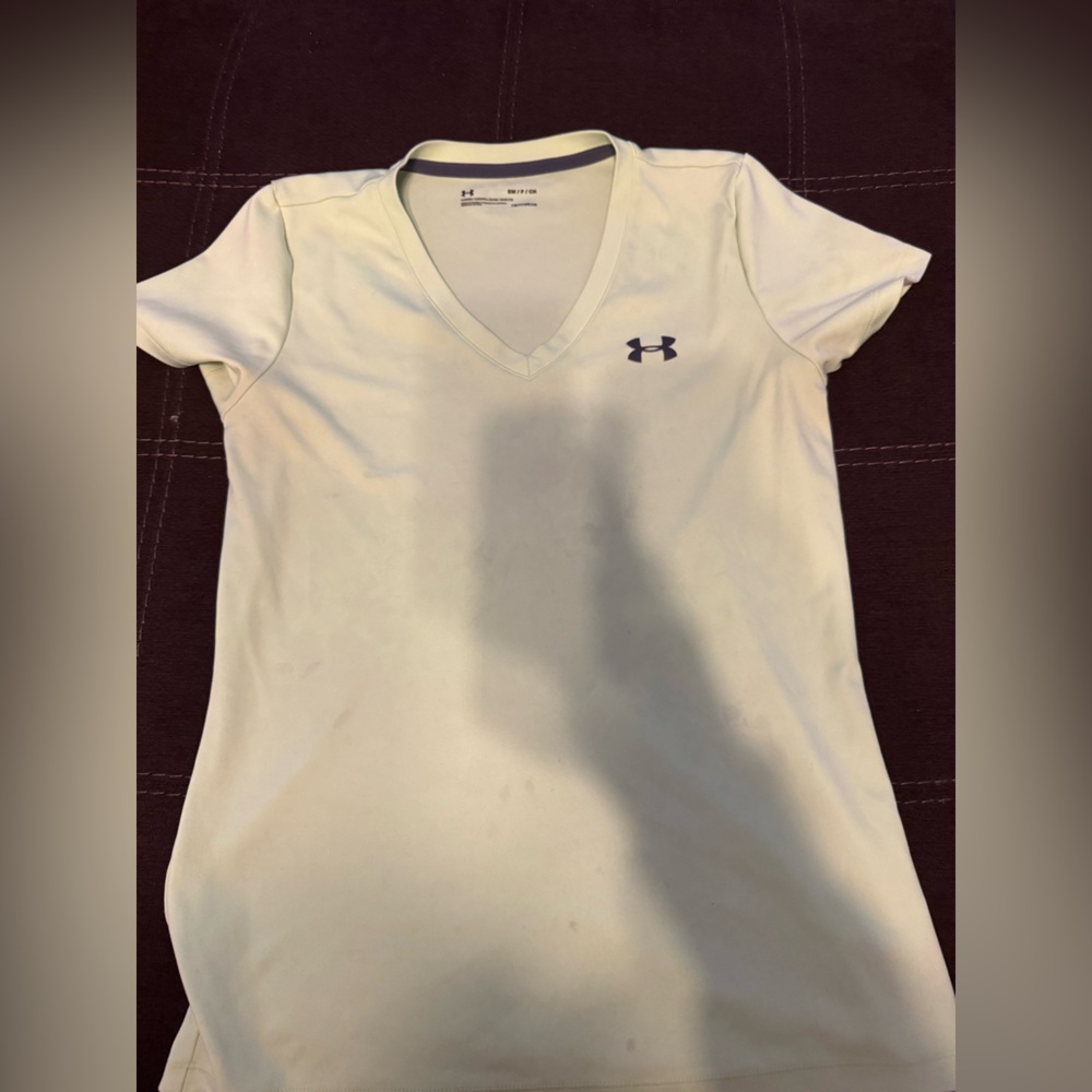 Under Armour V-Neck Shirt